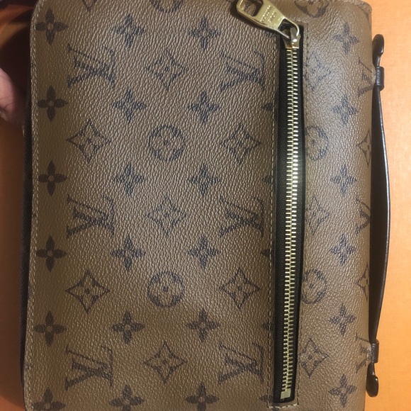❌SOLD❌Louis Vuitton Pochette Métis Reverse - Picture 4 of 13